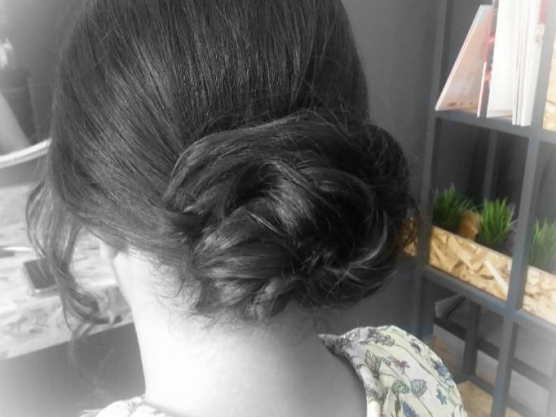 MARIA ARGYROPOYLOY BEAUTY HAIR