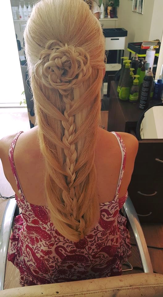 ΕΛΕΝΗ ΚΑΛΩΤΗ