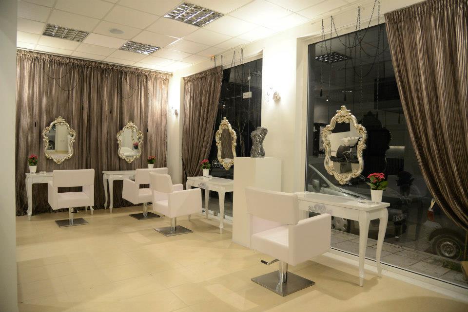 Dimitris Kanamos the art of scissors